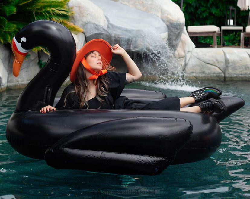 T.U.K. Footwear הַנעָלָה נשים מגף מחודד בעל 3 אבזמים פריזמה JBPR57 שָׁחוֹר