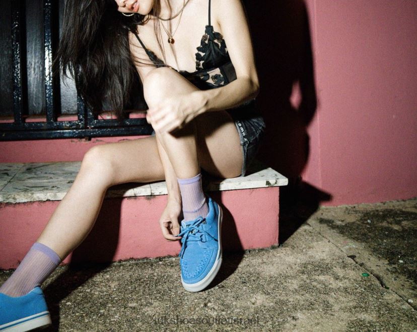 T.U.K. Footwear הַנעָלָה נשים נעלי ספורט שזור D-ring זמש JBPR238 כחול שליו