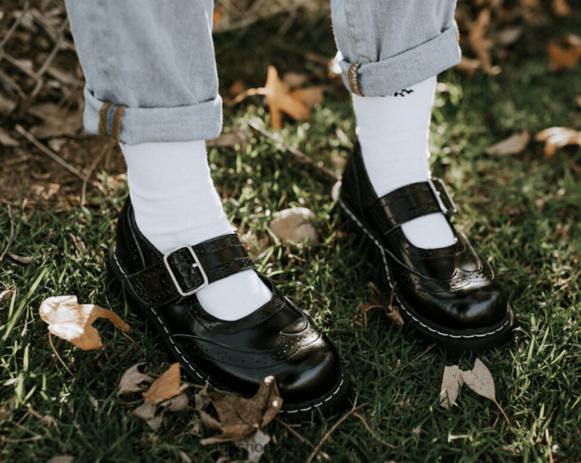 T.U.K. Footwear הַנעָלָה נשים ברוג מרי ג'יין JBPR131 שָׁחוֹר