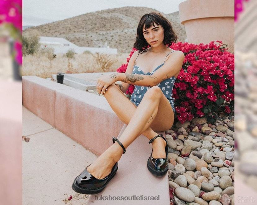 T.U.K. Footwear הַנעָלָה נשים בלט מחודד הולוגרמה JBPR136 שָׁחוֹר