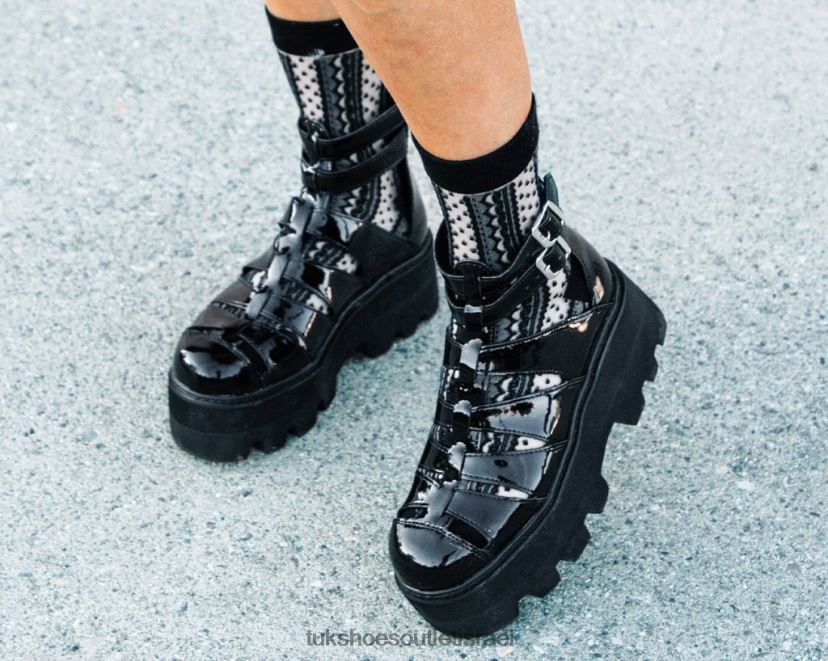 T.U.K. Footwear הַנעָלָה נשים פטנט גלדיאטור דינו סנדל JBPR223 שָׁחוֹר