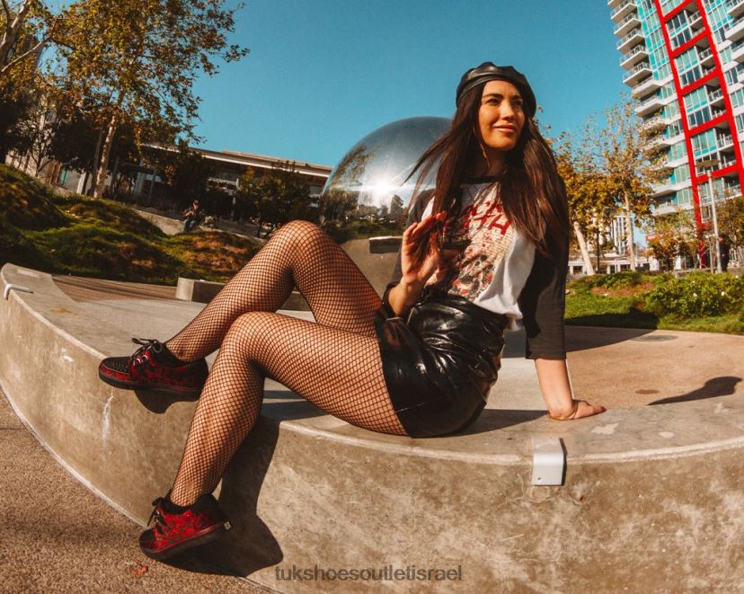 T.U.K. Footwear הַנעָלָה נשים נעלי ספורט לשיער נמר JBPR273 שחור/בורדו