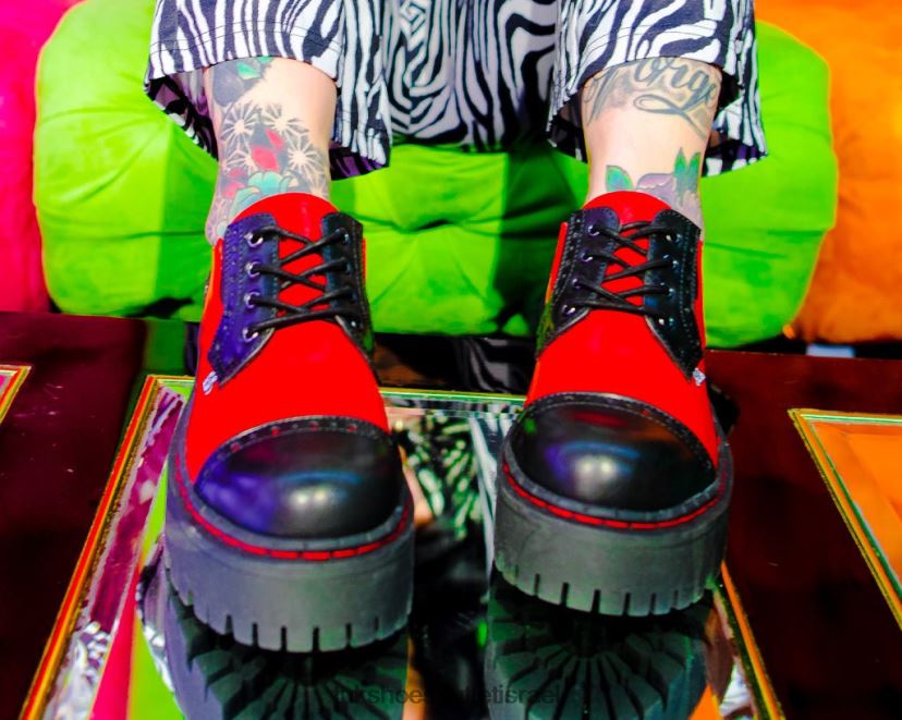 T.U.K. Footwear הַנעָלָה נשים ברוג קומתיים JBPR284 שחור/אדום