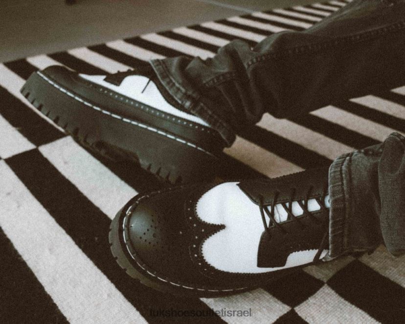 T.U.K. Footwear הַנעָלָה נשים ברוג קומתיים JBPR287 לבן שחור