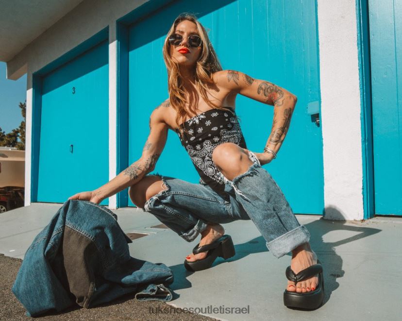 T.U.K. Footwear הַנעָלָה נשים עקב בועה עם רצועות JBPR312 שָׁחוֹר