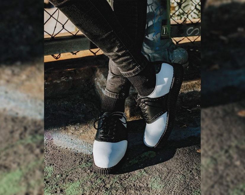 T.U.K. Footwear הַנעָלָה נשים אוכף אוקספורד JBPR41 לבן שחור