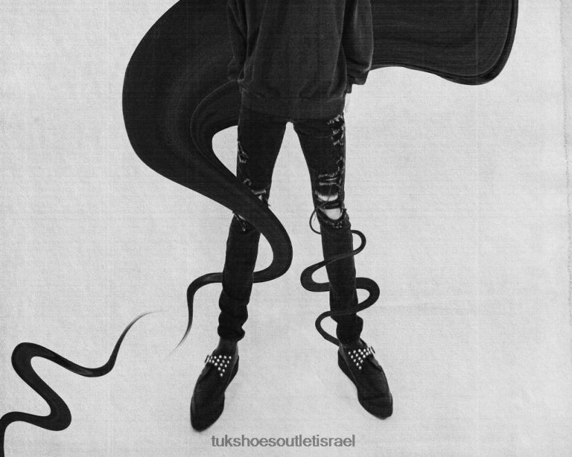 T.U.K. Footwear הַנעָלָה נשים אבזם משובץ מחודד JBPR70 שָׁחוֹר